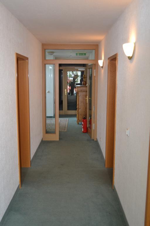 祖尔林德酒店及餐厅 弗赖塔尔 外观 照片